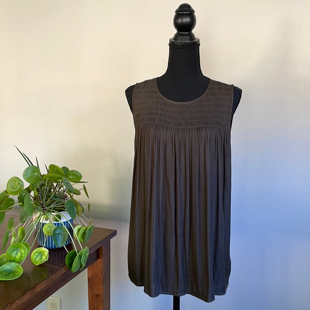Anthropologie (Dolan) Green, flowy tank top, size S